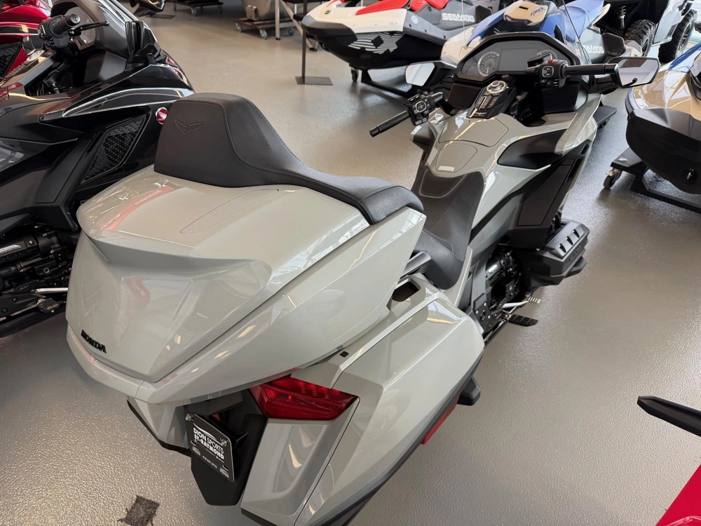 Honda Goldwing 1800 Dct Tourer Gold Wing 2026 alt