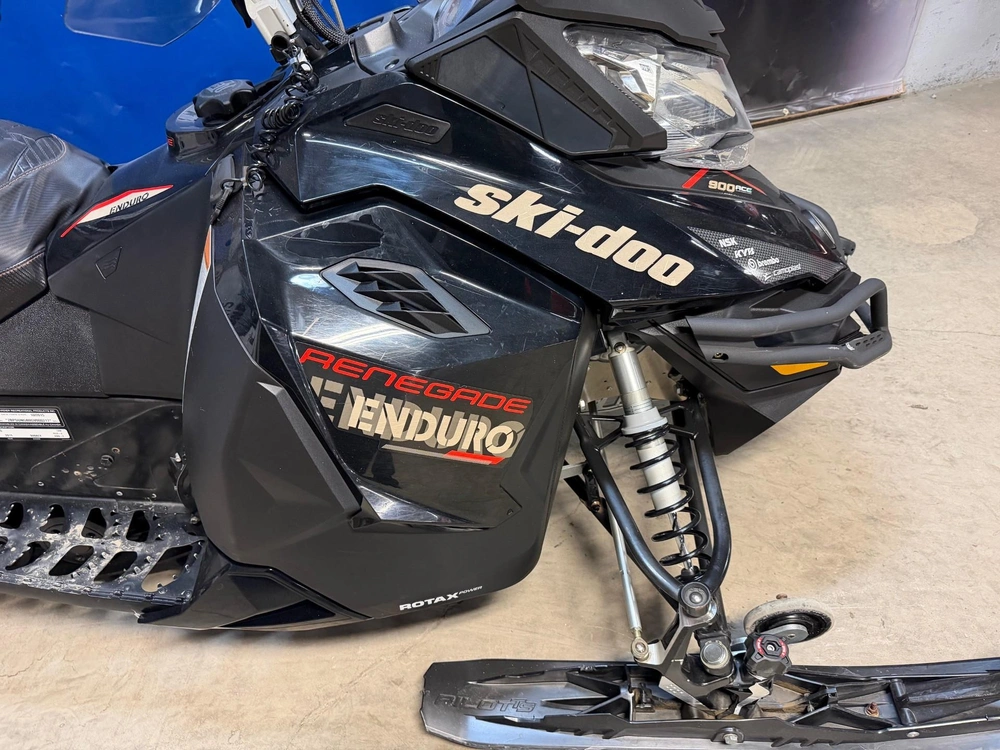 Ski-doo Renegade Enduro 900 Ace 2016 alt