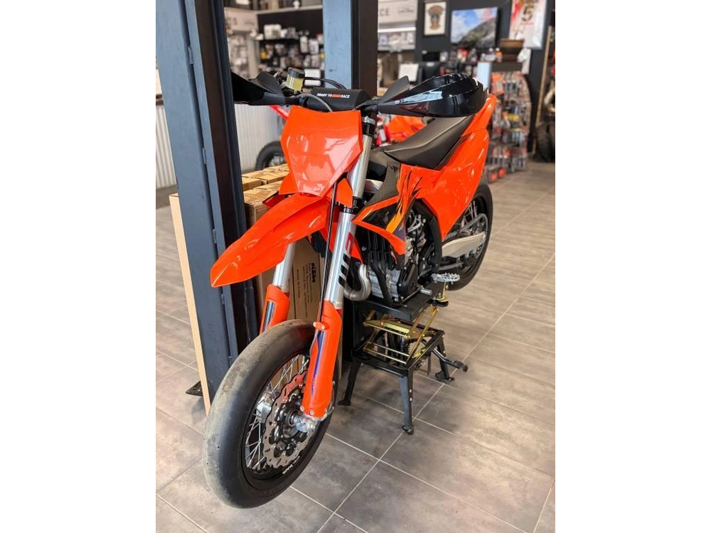 Ktm 450 Smr 2026 alt