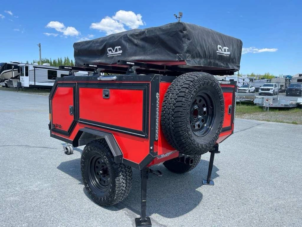 Alcom Off Road Spur Overlanding Jeep 2023 alt