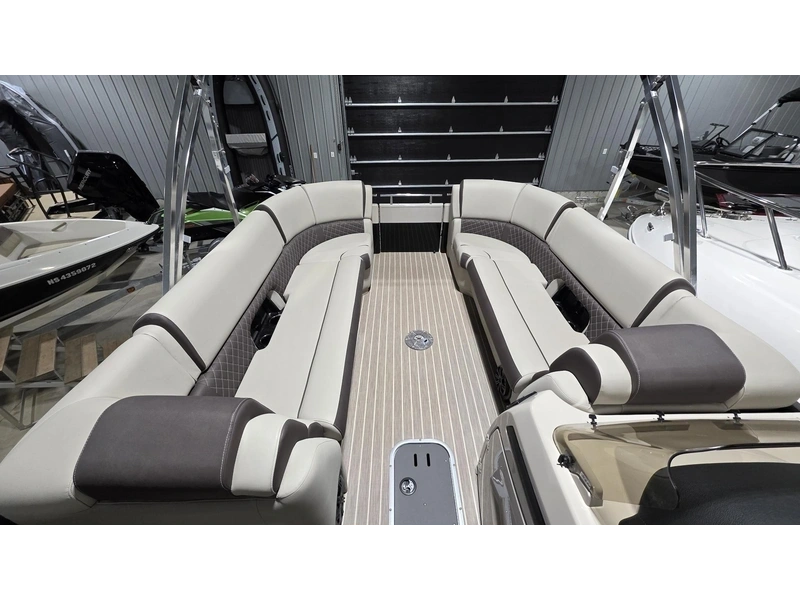 Princecraft Vogue 27 Xt 2022 alt