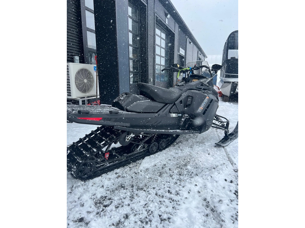 Ski-doo Renegade 900 Ace, Adrénaline 2026 alt