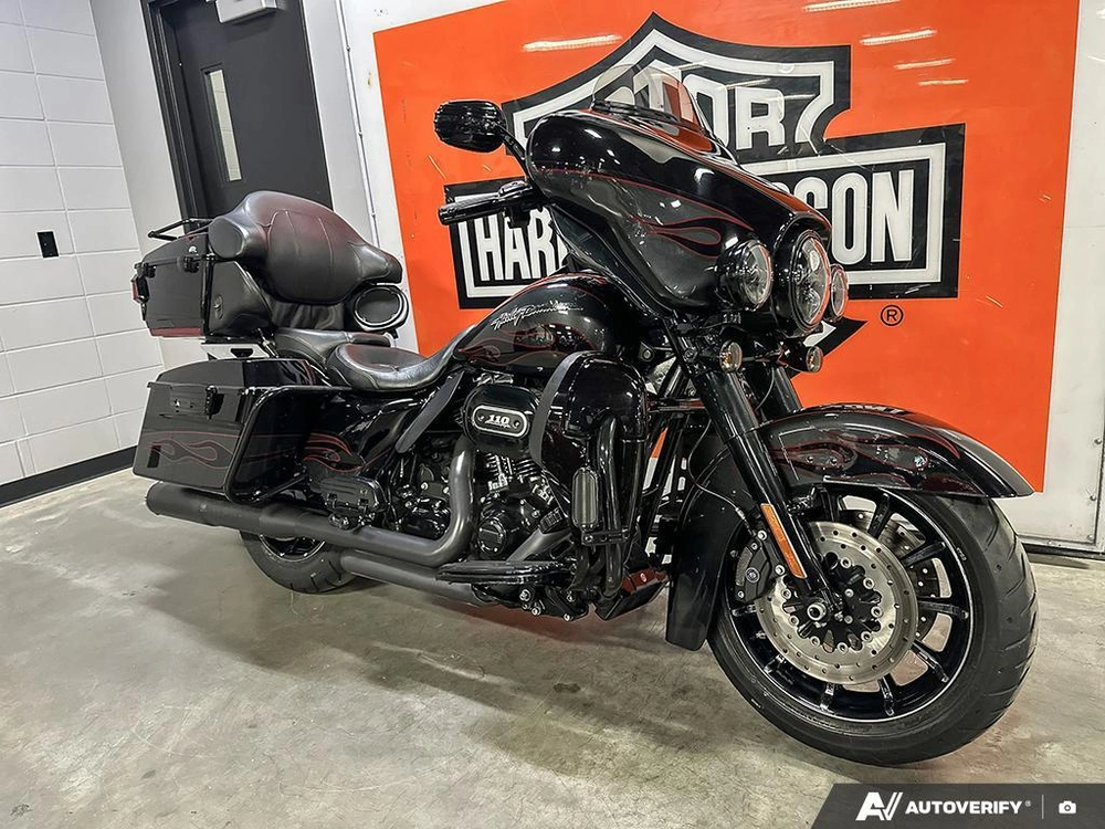 2010 Harley-davidson Cvo Ultra Classic alt