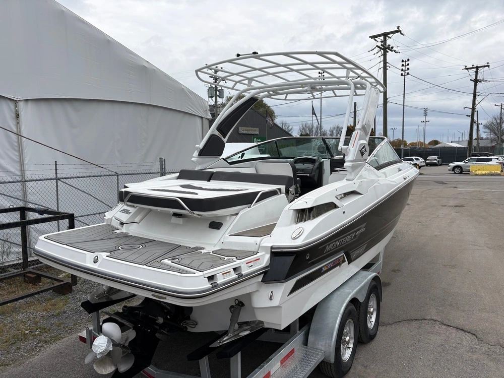 Monterey Boats 298ss 2022 alt