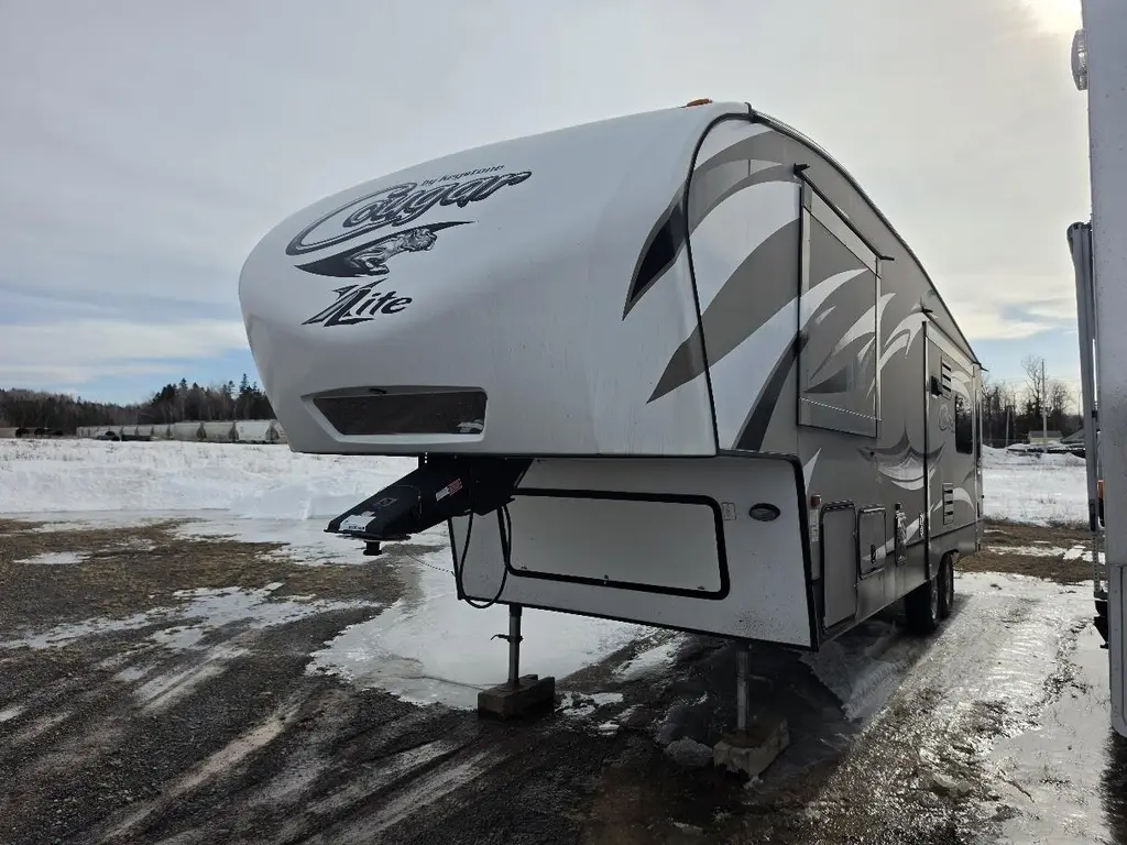 Keystone RV Cougar 28SGS 2015