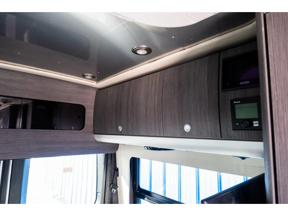 Airstream Enterstate 19 2020 alt