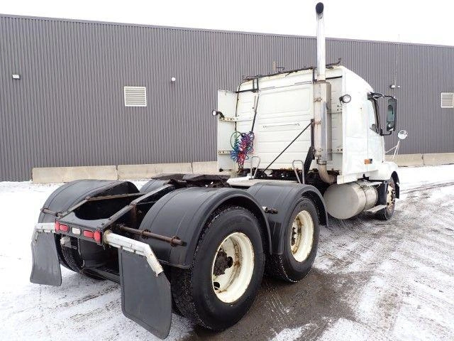 Volvo Vnl 2006