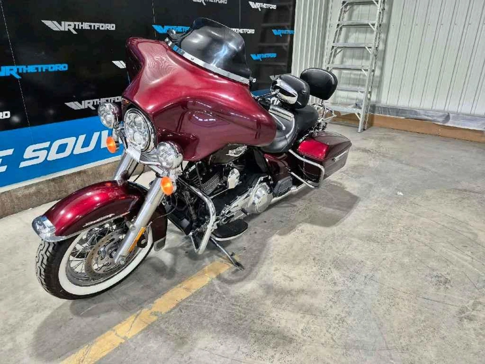 Harley-davidson Road King 2015 alt