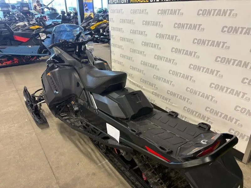 Ski-Doo Renegade 900 ACE Adrenaline 2024