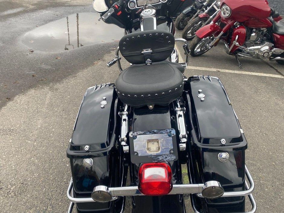 Harley-davidson Electra Glide Police Flhtpi 2010 alt