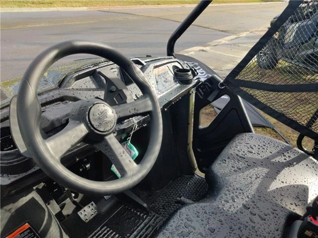 2026 Honda Pioneer 520 Standard alt