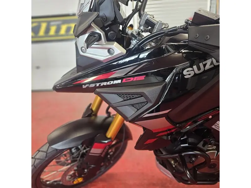 2026 Suzuki V-STROM 1050DE thumbnail 15