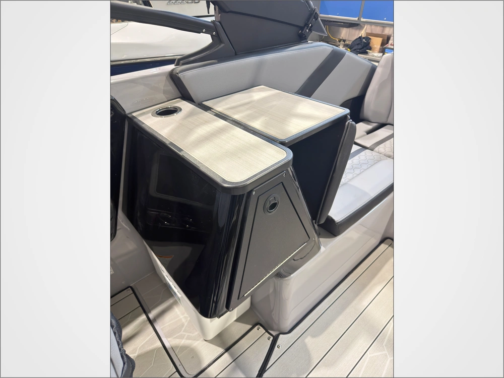 2026 Yamaha 255xd $3,000 Rebate alt