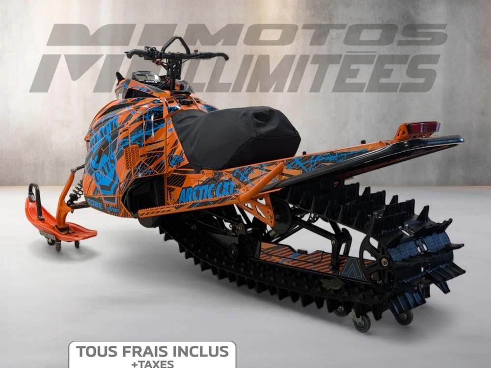 Arctic Cat M8000 Hardcore Alpha One 146 X 2.6 2022 alt