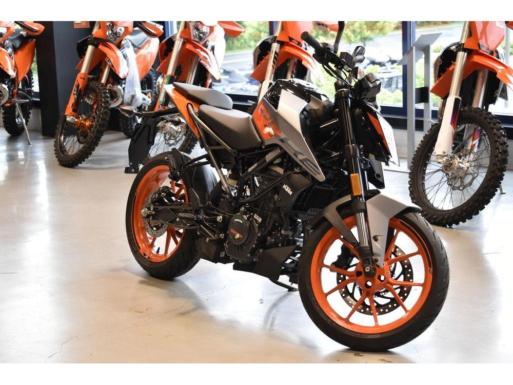 2023 Ktm 200 Duke alt