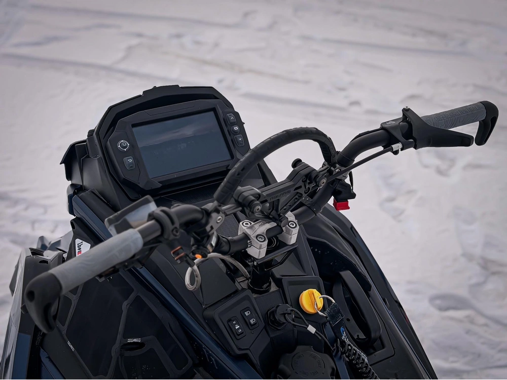 2026 Polaris Rmk Pro 155 Le alt