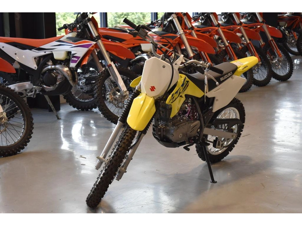 2025 Suzuki Dr-z125l alt