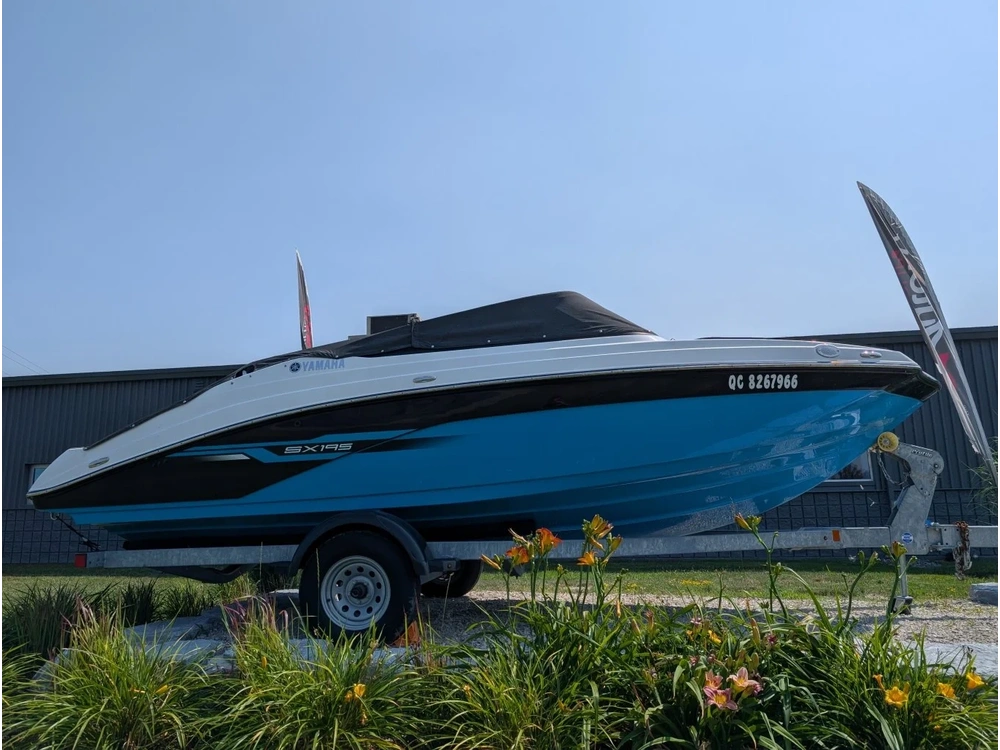 2021 Yamaha Sx195 Only 89 Hours! 250 Horsepower! 50 Mph + Super Clean! ! $56995 Plus Hst & Licensing. Finance For $124 Weekly With No Downpayment! Trades Welcome. alt