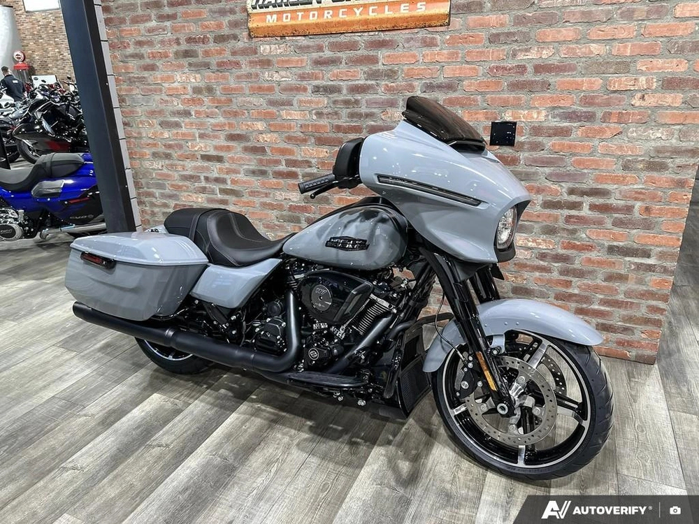 2026 Harley-davidson Street Glide alt
