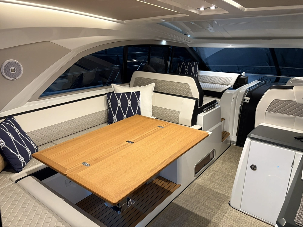 2022 Jeanneau Leader 46 alt