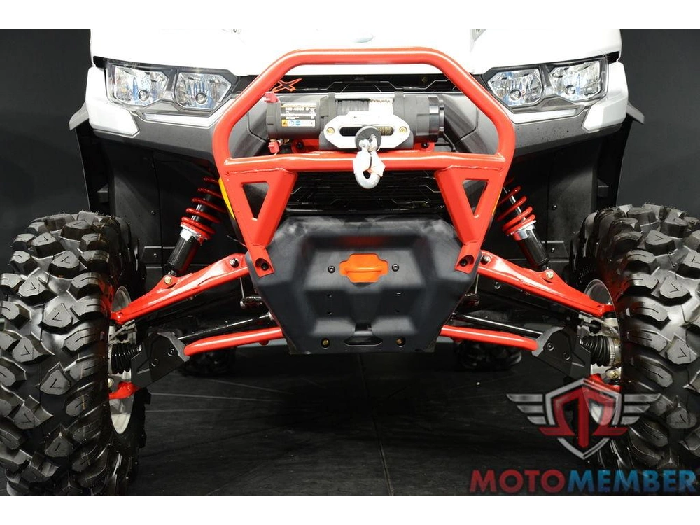 2025 Can-am Defender X Mr With Half-doors Hd10 Hyper Silver & Legion Red alt