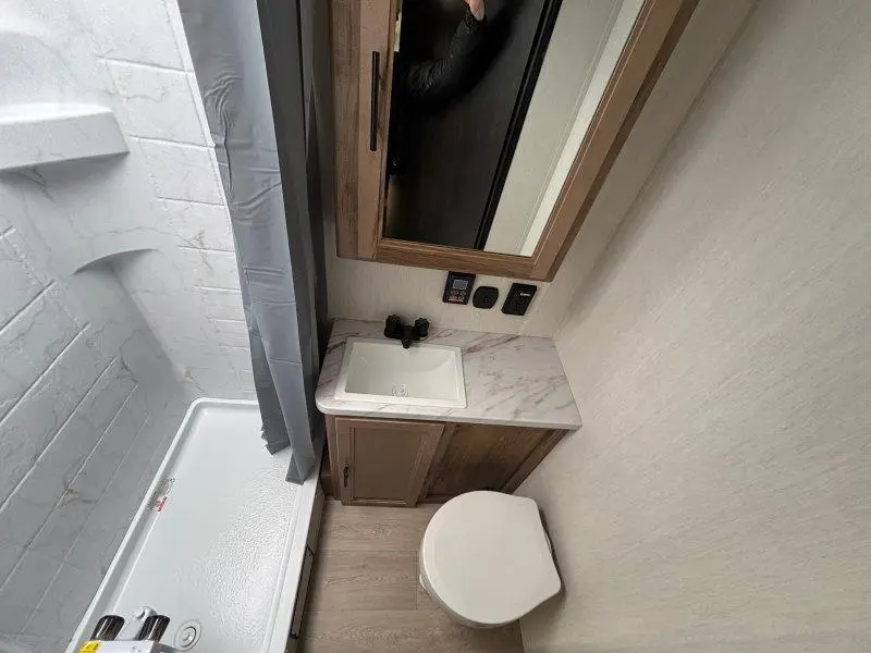 2026 Cherokee GREY WOLF 20 RDSE