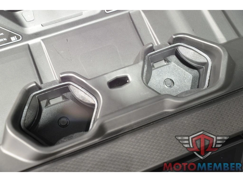 2026 Can-am Defender Xt Hd11 With 10.25 In. Infotainment alt