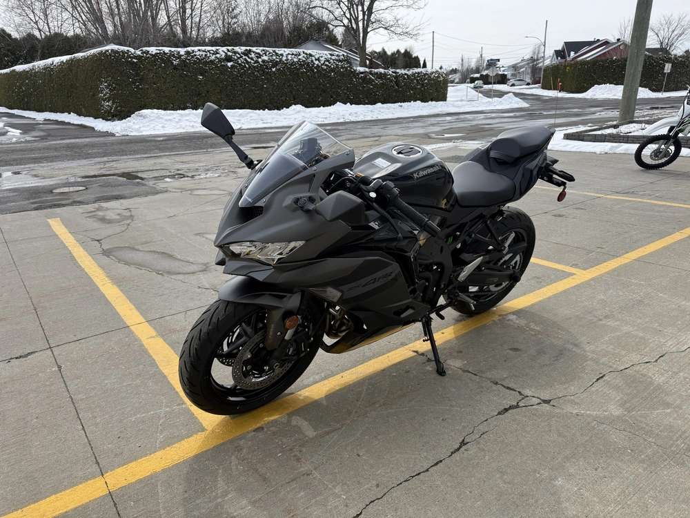 Kawasaki Ninja Zx-4rr 2026 alt
