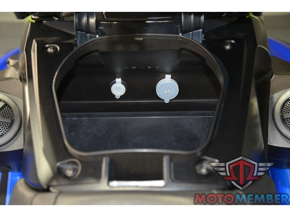 2024 Yamaha Vx® Limited Ho alt