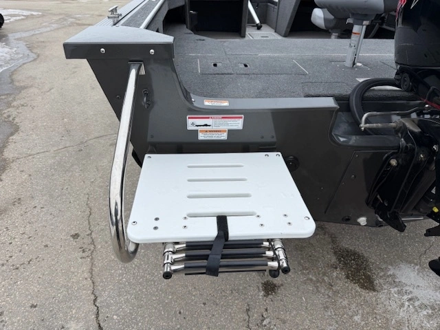 2025 Mirrocraft Holiday 1768 alt