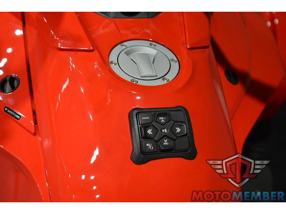 2022 Can-am Spyder F3 Limited Chrome Wheels alt