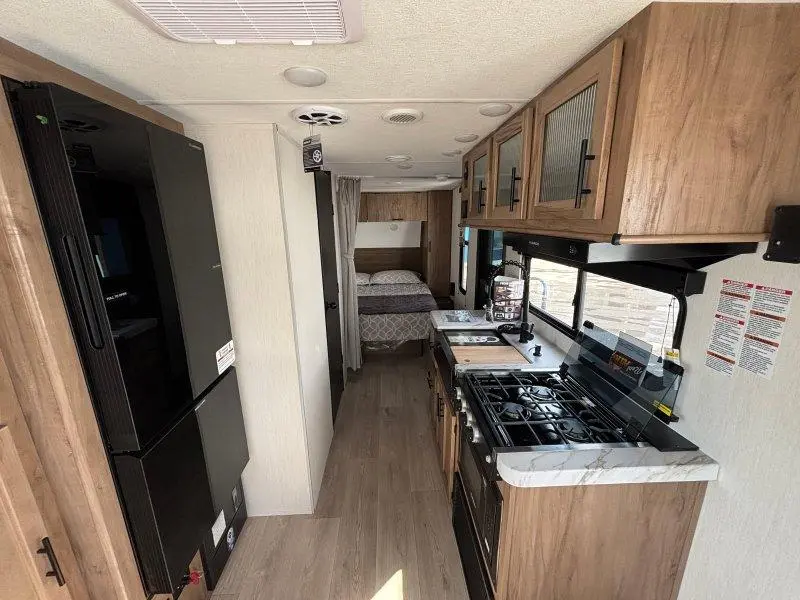 2026 Cherokee GREY WOLF 20 RDSE