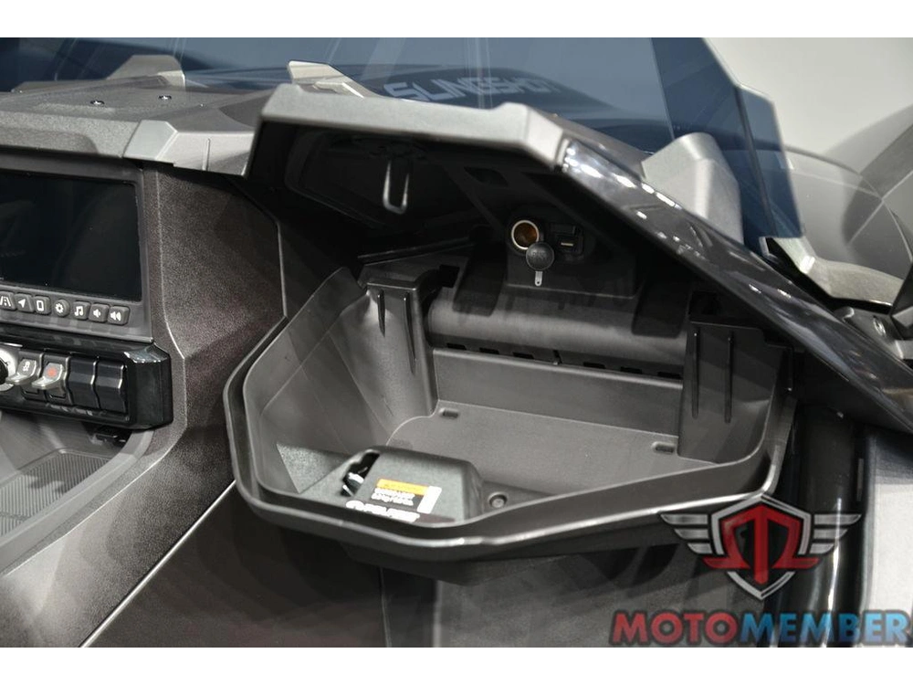 2025 Slingshot Slingshot® Slr Graphite Gloss alt