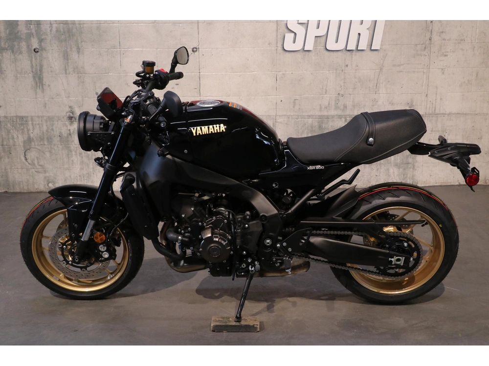 2026 Yamaha Xsr900 alt