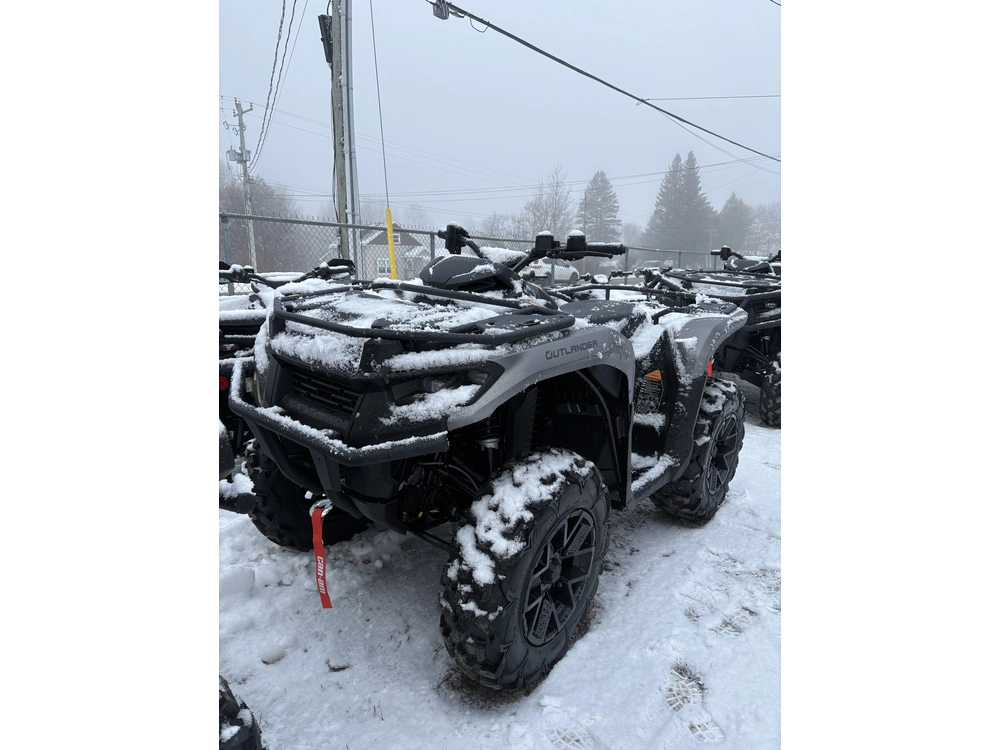 2026 Can-am Out Xt 700 alt