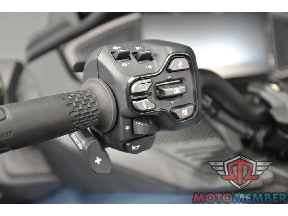 2026 Can-am Spyder Rt Limited Mineral Blue alt