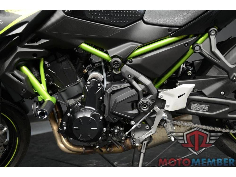 2022 Kawasaki Z650 alt