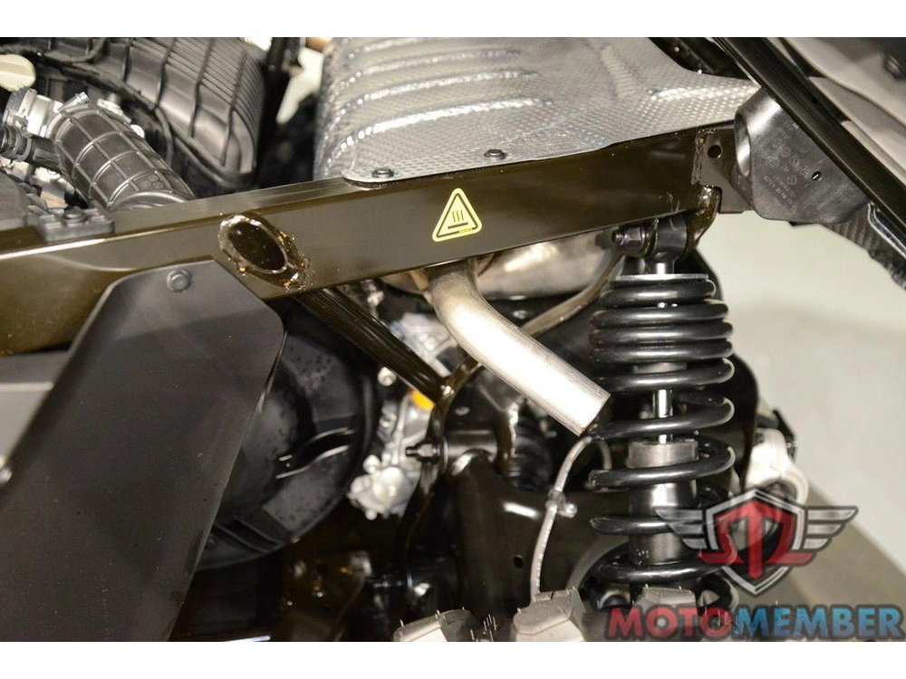 2026 Can-am Defender Max Xt Hd11 With 10.25 In. Infotainment alt