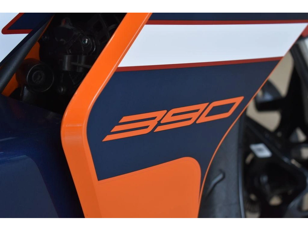 2024 Ktm Rc 390 alt