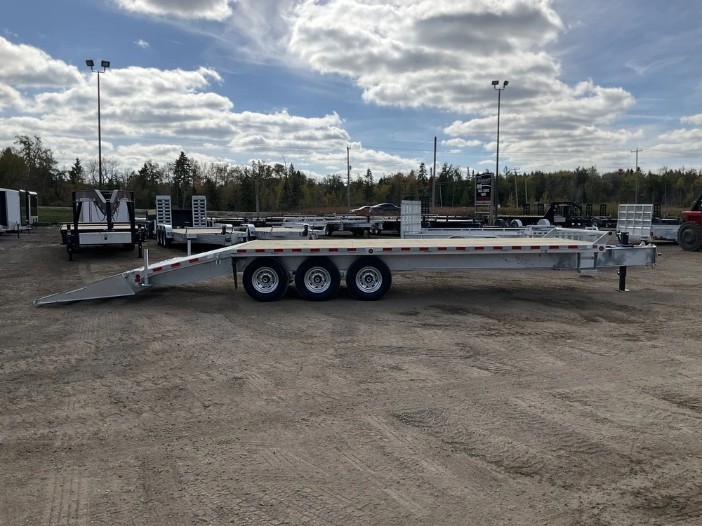 2026 Canada Trailers 8.5x25 10.5 Ton Galvanized Deckover Equipment Trailer alt