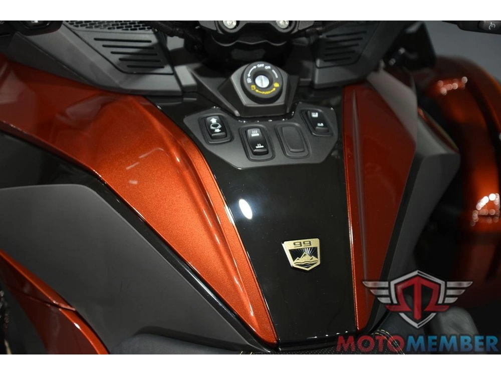 2026 Can-am Spyder Rt Sea-to-sky alt