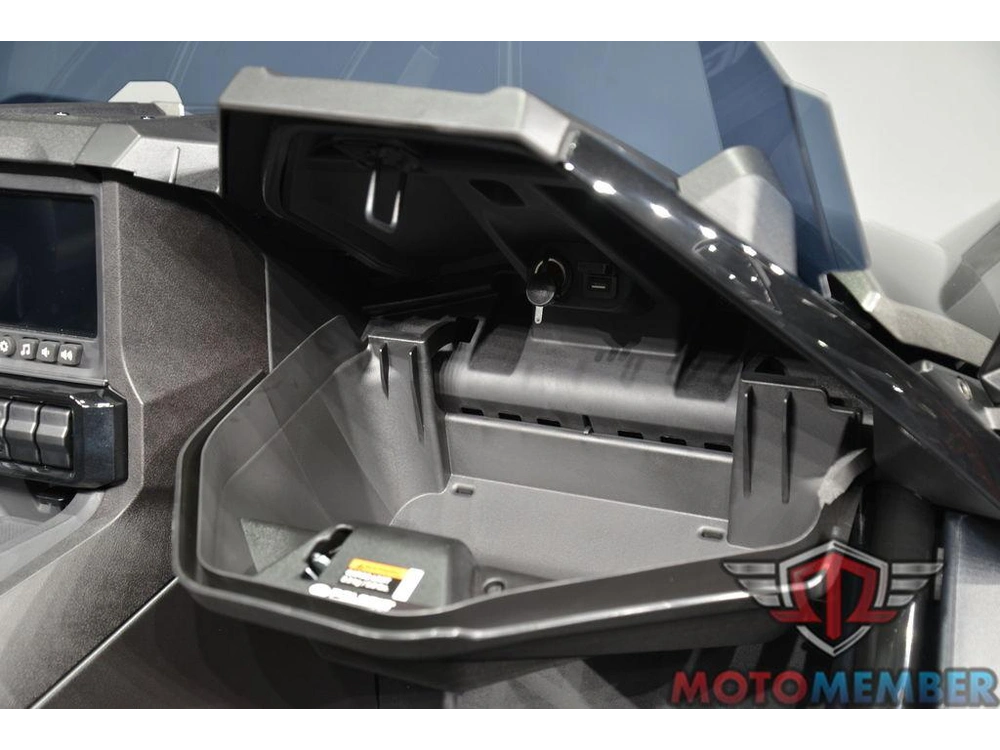 2025 Slingshot Slingshot® Slr Autodrive Graphite Gloss alt