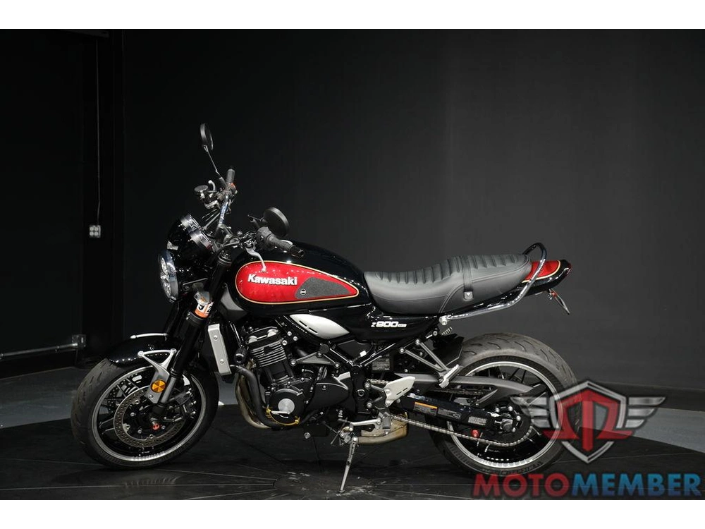2023 Kawasaki Z900rs alt