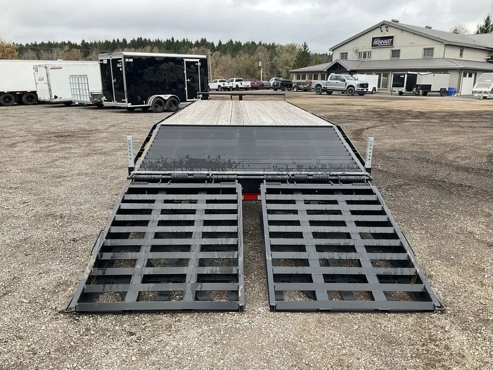 2026 Canada Trailers 8.5x25 10.5 Ton Deckover Equipment Trailer alt