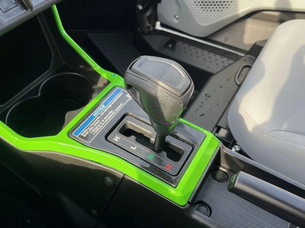 2026 Kawasaki Teryx®4 H2 Deluxe Es alt