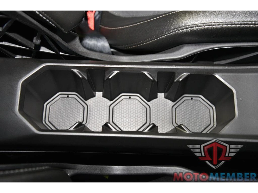 2025 Can-am Maverick R Max X Legion Red alt