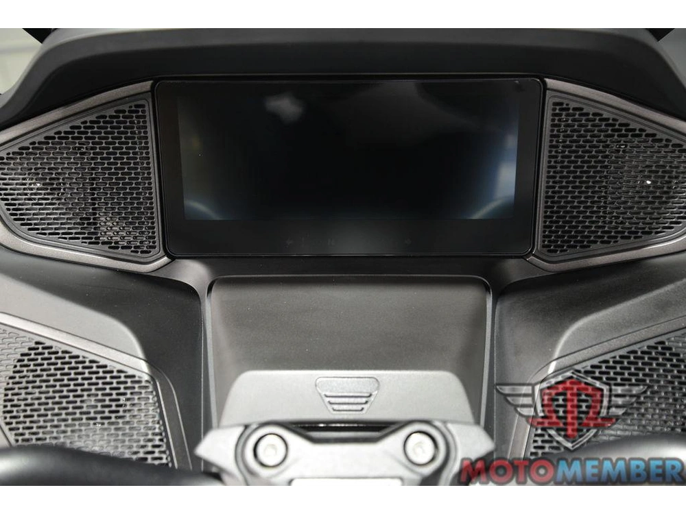 2026 Can-am Spyder Rt alt