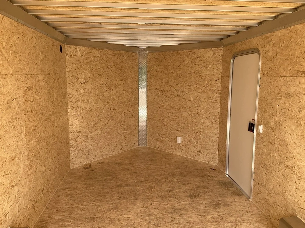 2026 Nitro 8.5x16 Plus V-nose All Aluminum Contrator alt