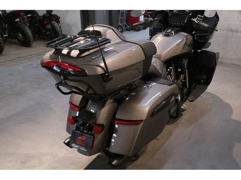 2026 Indian Motorcycle Pursuit Dark Horse 112 & powerband audio thumbnail 13