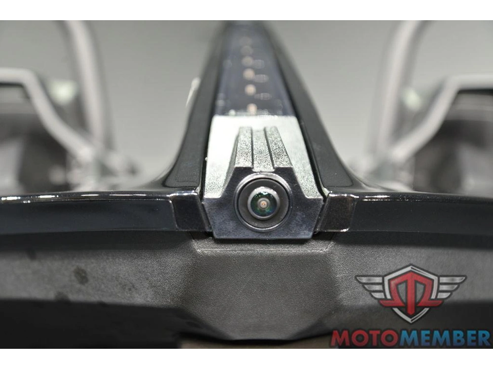 2025 Slingshot Slingshot® Sl Autodrive Jet Black alt